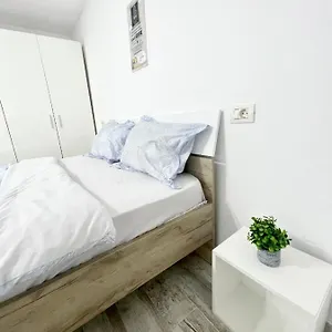 Temple 4 Apartament